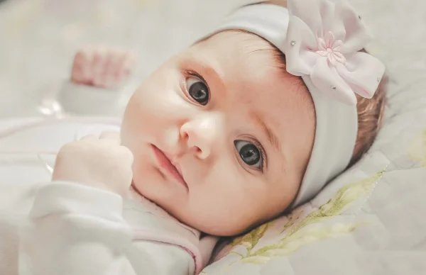 Bien choisir les vêtements de bébé : confort et sécurité avant tout