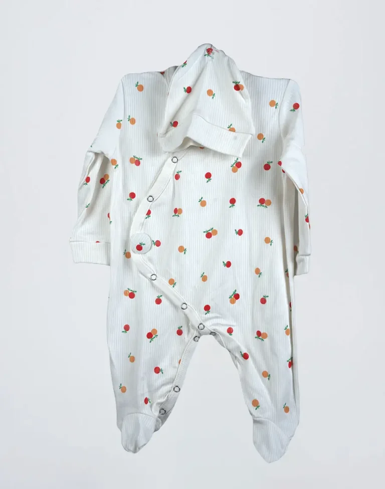 grenouillère coton -une à une avec bonnet-min